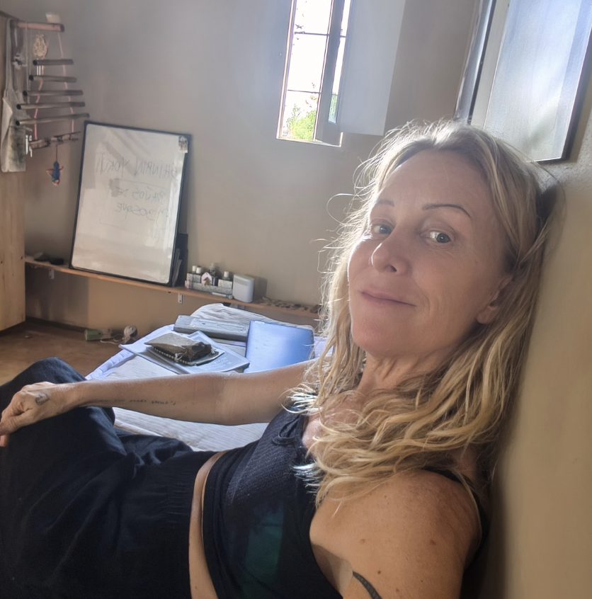 Erica Dannemann sonriendo relajada